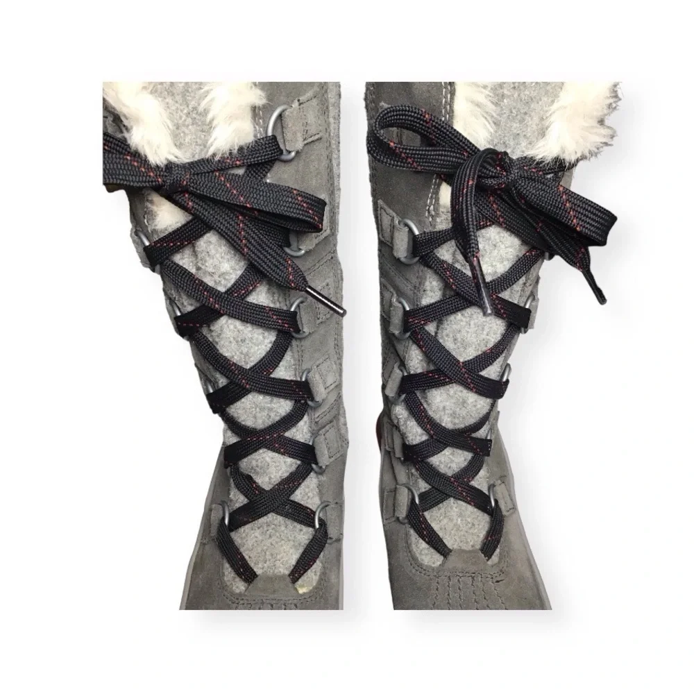 Sorel Tivoli High II Shearling Snow Boot NL2330-089 in Grey Suede Size 6.